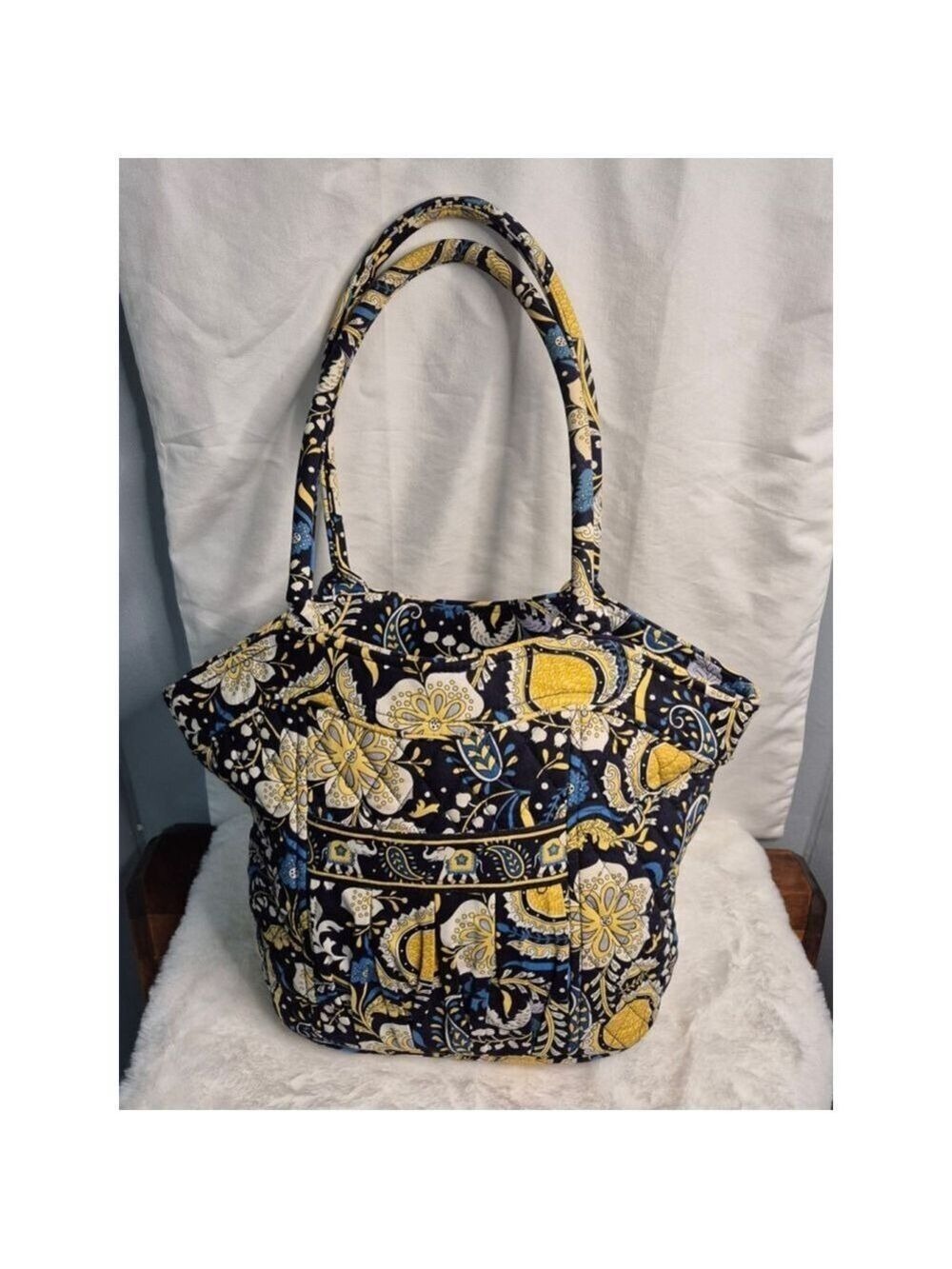 Vera Bradley Sweetheart Shoulder Bag in retired Ellie Blue paisley Boho